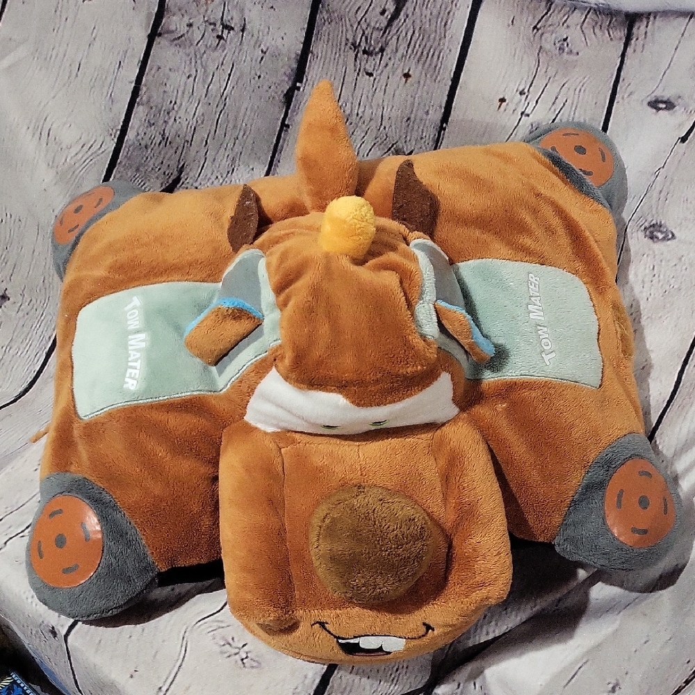Tow Mater Pillow Pet